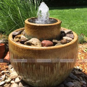 Đài phun nước bằng gốm mini