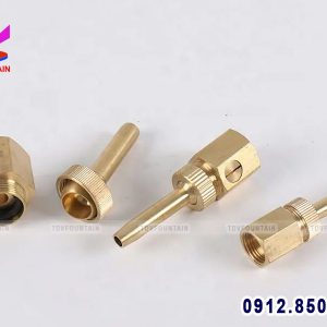 voi phun tia nuoc don co khoa chinh nuoc bang dong